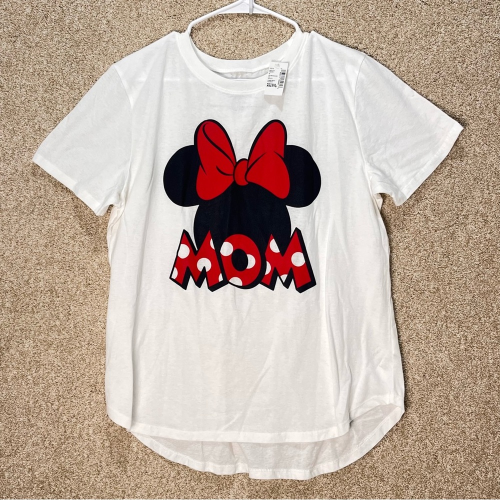 Imperfect NWT Minnie Mouse Mom tshirt Children’s Place Disney vacation‎ Mom tee
